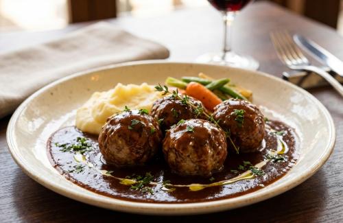 Three-Michelin-Star Chef's Tender Demi Meatballs with Wagyu Beef - Pack of 6