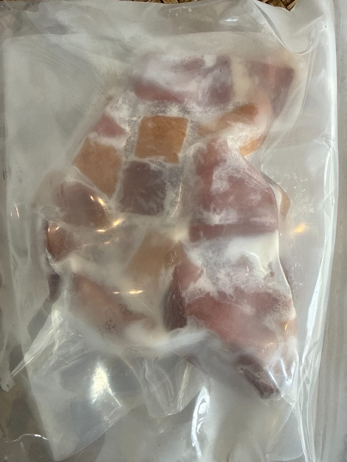 冷凍合鴨スモーク 切り落とし 200g