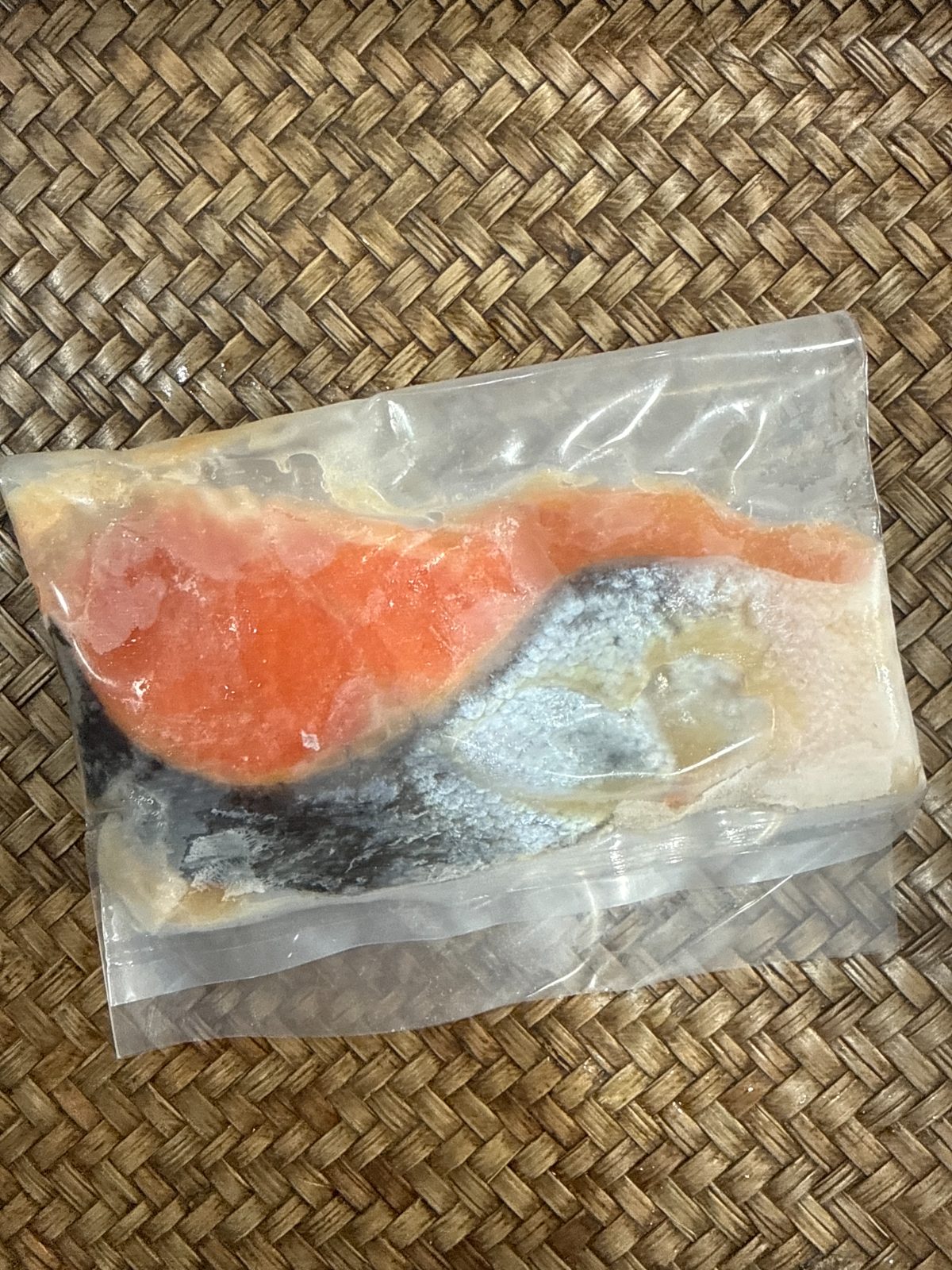 銀鮭の西京味噌漬 1切 骨有